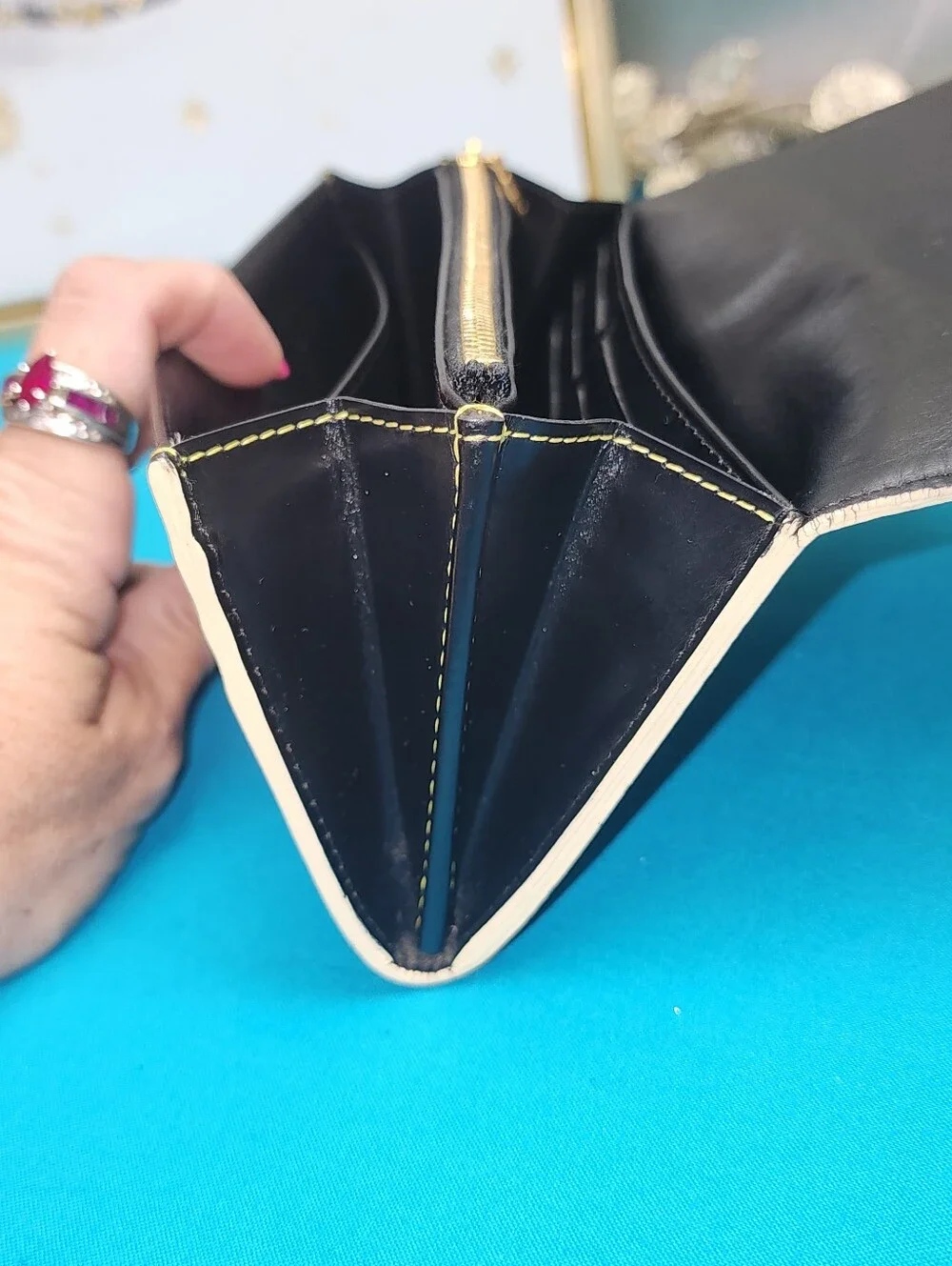 Authentic Louis Vuitton Suhali Le Favori Wallet In Black With Dust Bag